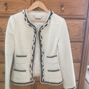 WHBM - white jacket with Pearl piping